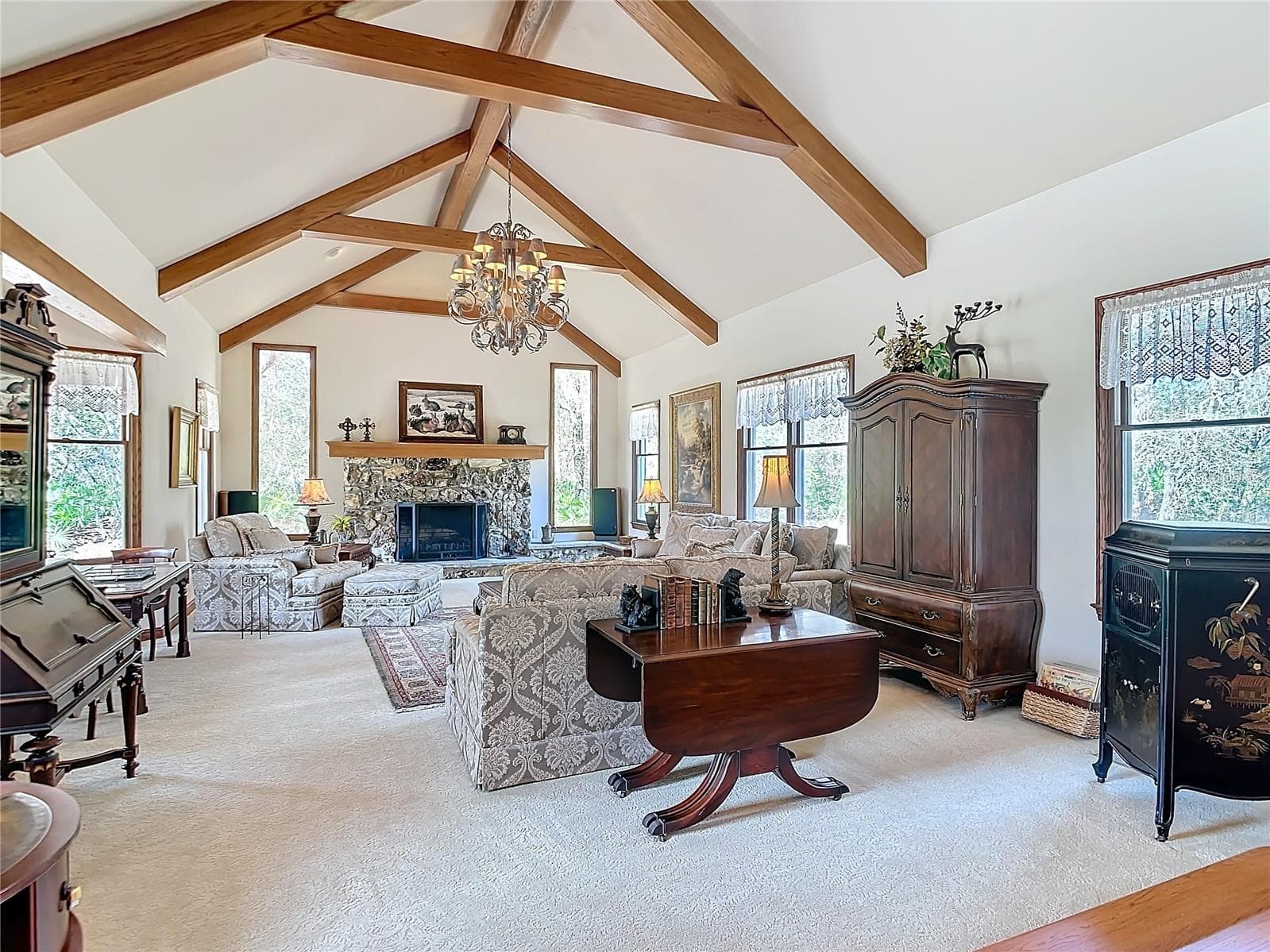 Single Family Residence at 3939 LAKE ERIE RD, GROVELAND, photo 14 of 42