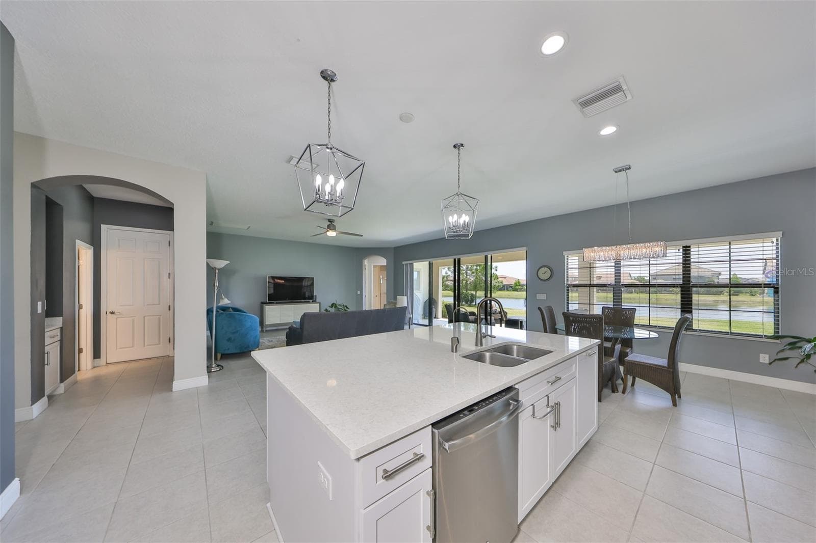 Single Family Residence at 11909 CLIMBING FERN AVE, RIVERVIEW, photo 14 of 78