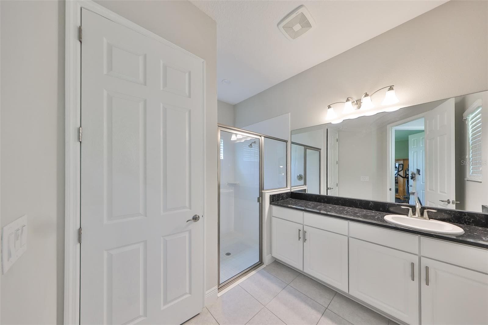 Single Family Residence at 11909 CLIMBING FERN AVE, RIVERVIEW, photo 27 of 78