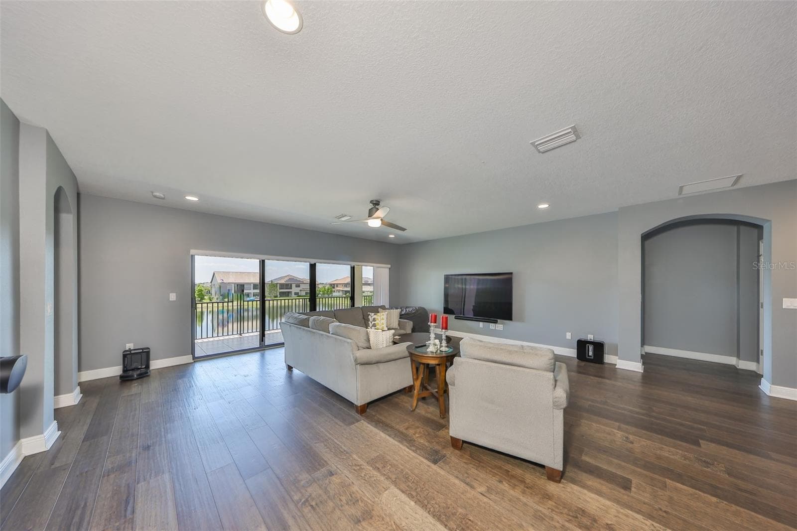 Single Family Residence at 11909 CLIMBING FERN AVE, RIVERVIEW, photo 32 of 78