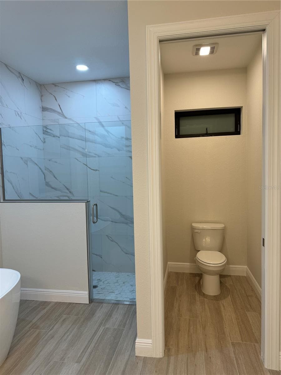 Master Bathroom Private Toilet - 20296 RUTHERFORD AVE, PORT CHARLOTTE