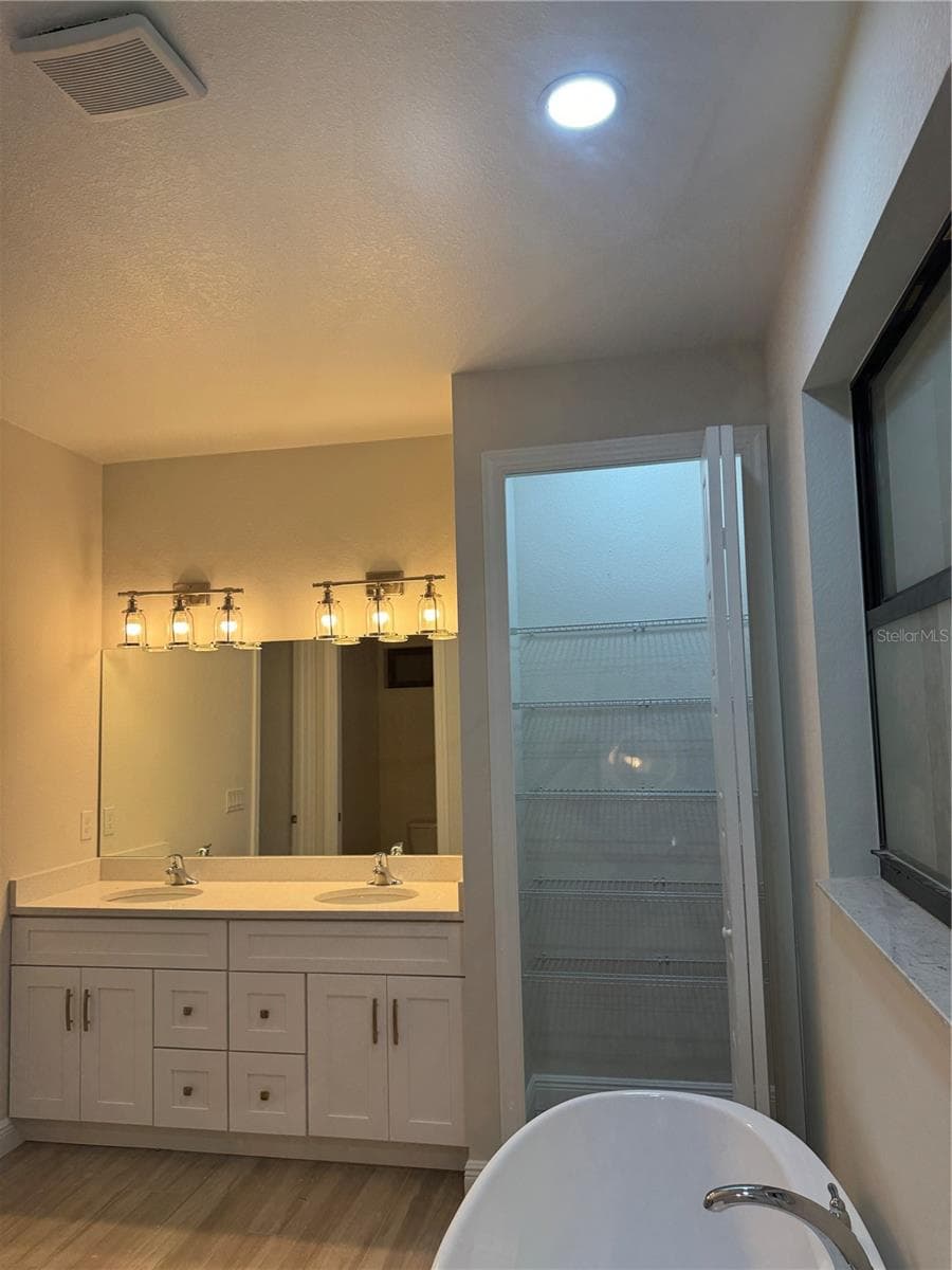 Master Bathroom Linen Closet - 20296 RUTHERFORD AVE, PORT CHARLOTTE