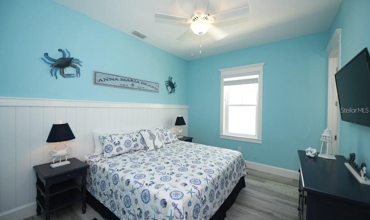 Single Family Residence at 212 SPRING AVE, ANNA MARIA, photo 14 of 32