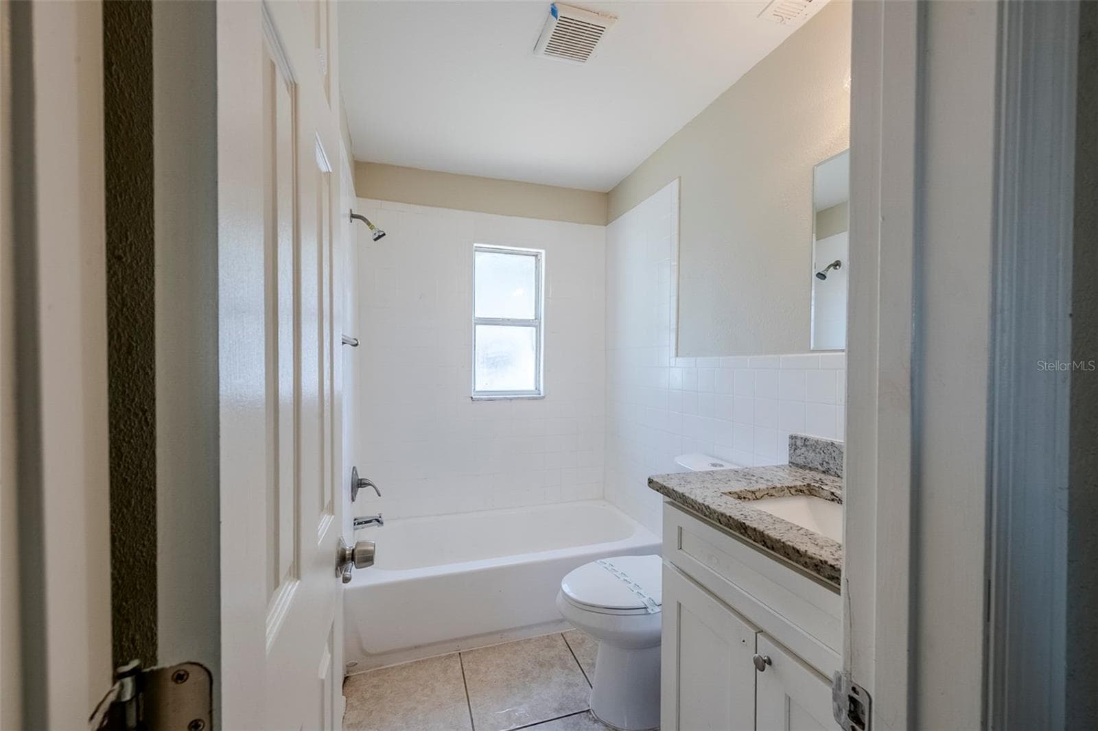 Single Family Residence at 72 CAMPUS VIEW DR, ORLANDO, photo 20 of 33
