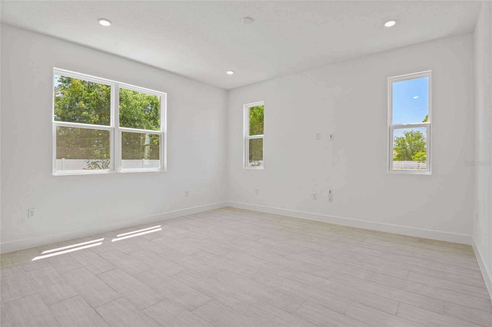 Single Family Residence at 3716 DEER RIDGE DR, MOUNT DORA, photo 12 of 23