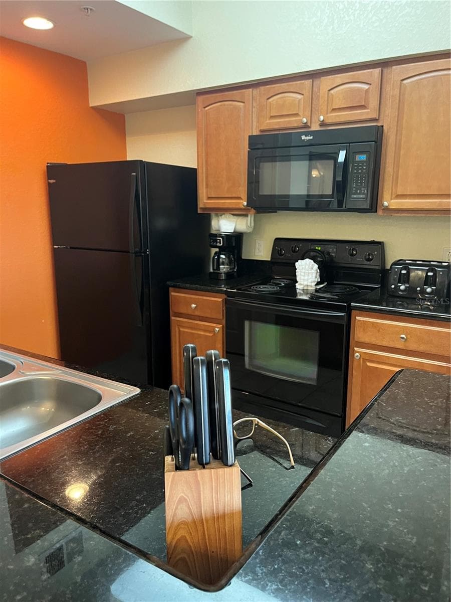 Condo - Hotel at 8101 RESORT VILLAGE DR #3909, ORLANDO, photo 8 of 41