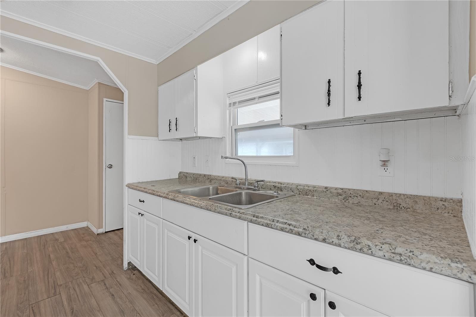 Manufactured Home at 11309 LEISURE LN, PORT RICHEY, photo 5 of 34
