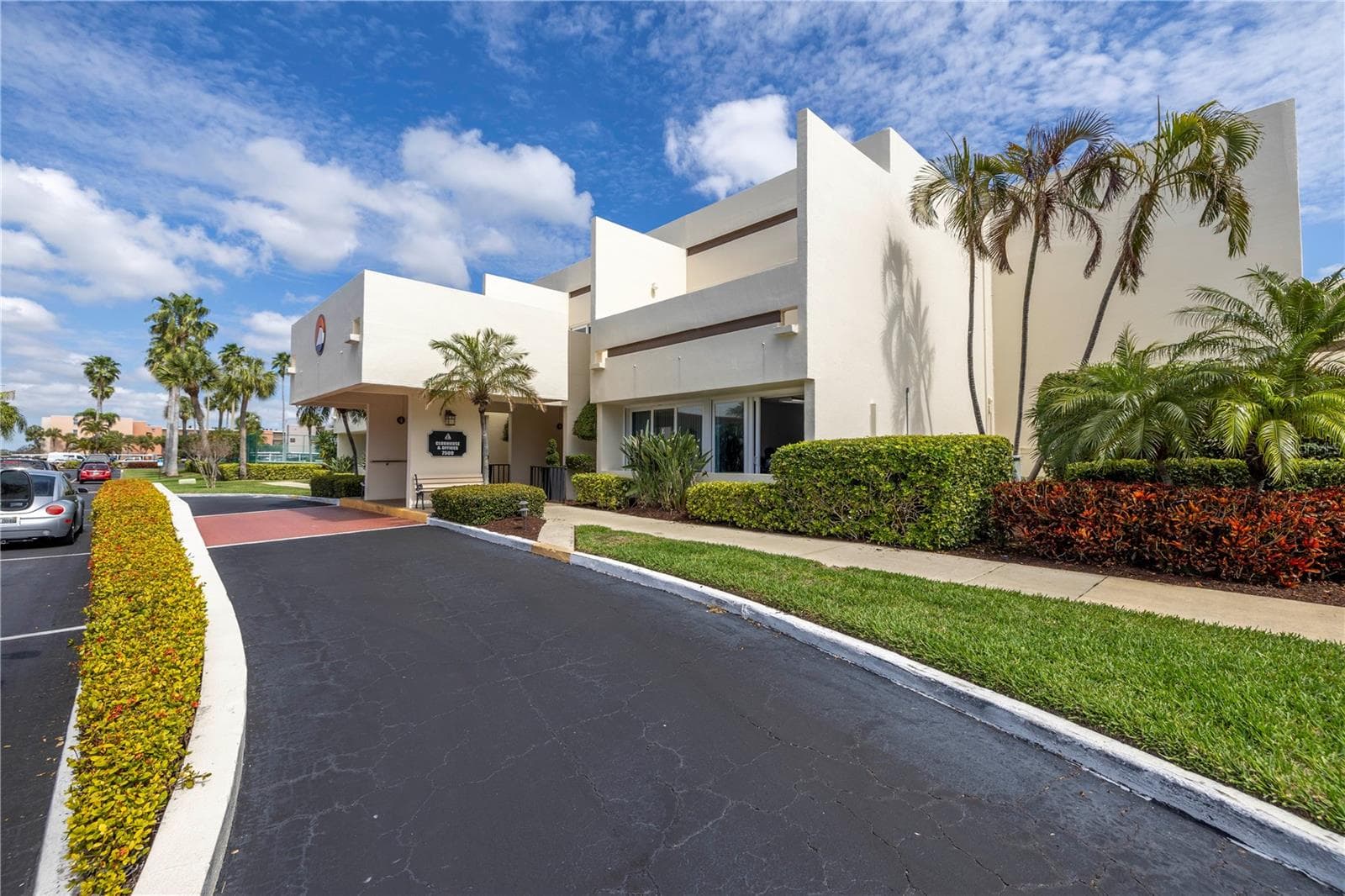 Condominium at 7625 SUN ISLAND DR S #106, SOUTH PASADENA, photo 34 of 50