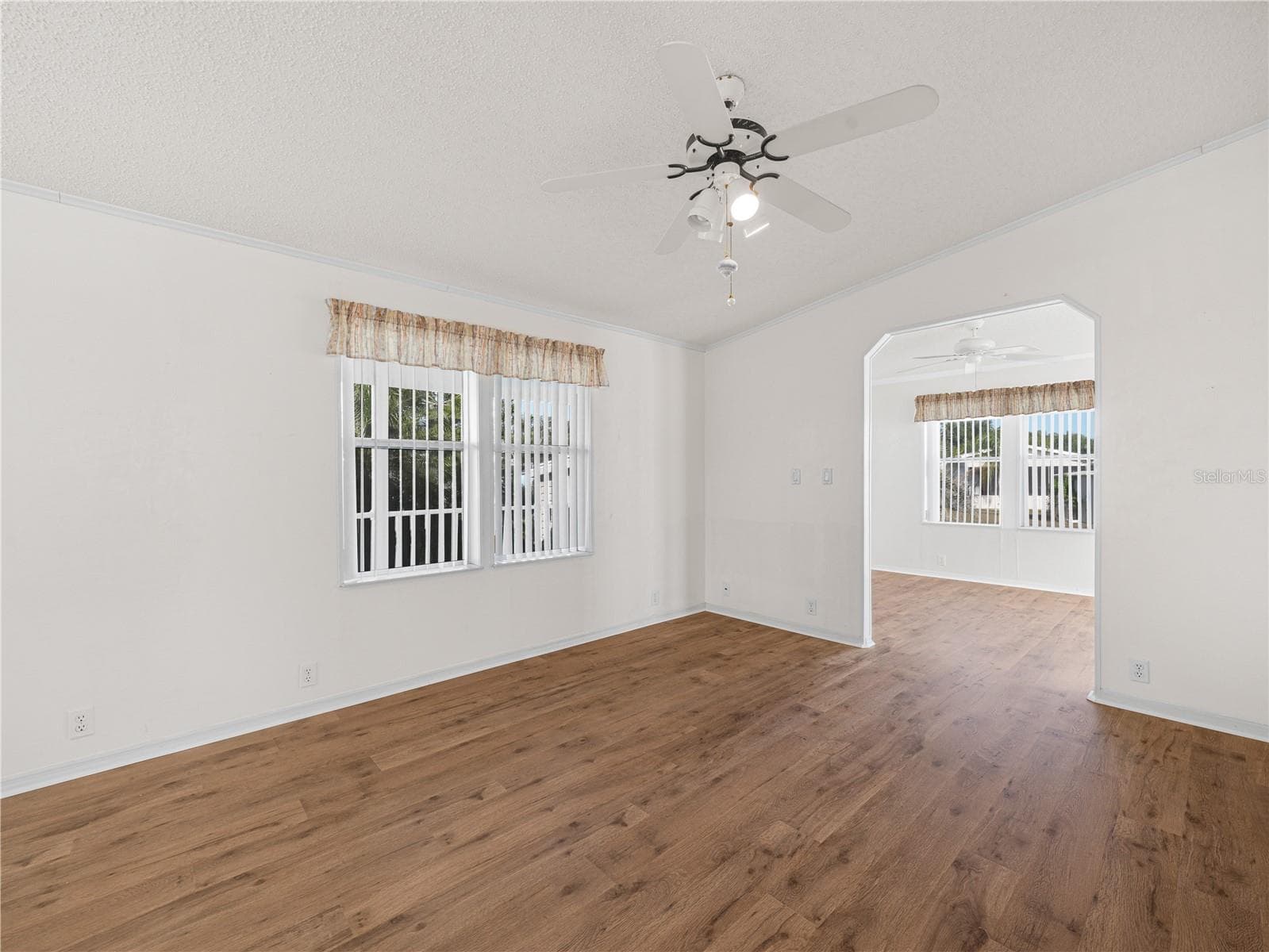 Manufactured Home at 43 RED QUILL CIR, LAKE WALES, photo 11 of 46