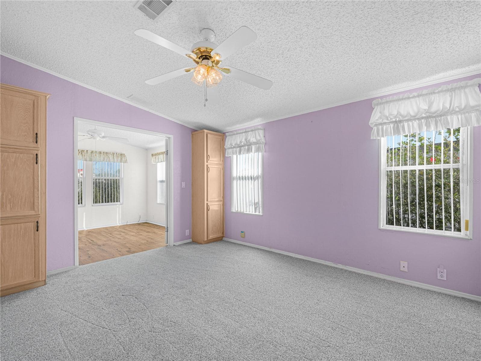 Manufactured Home at 43 RED QUILL CIR, LAKE WALES, photo 15 of 46