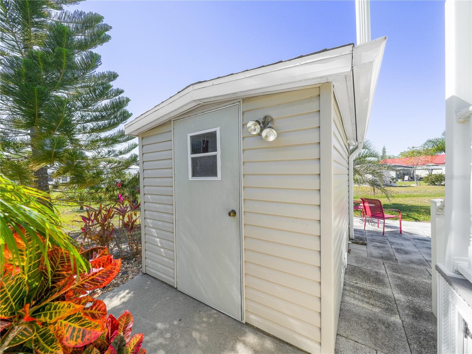 Manufactured Home at 43 RED QUILL CIR, LAKE WALES, photo 23 of 46