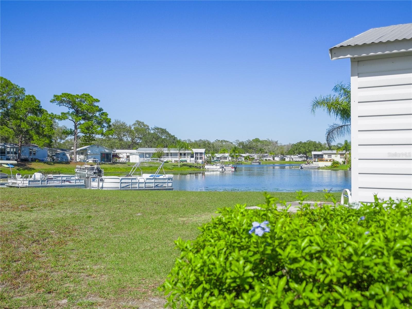 Manufactured Home at 43 RED QUILL CIR, LAKE WALES, photo 25 of 46