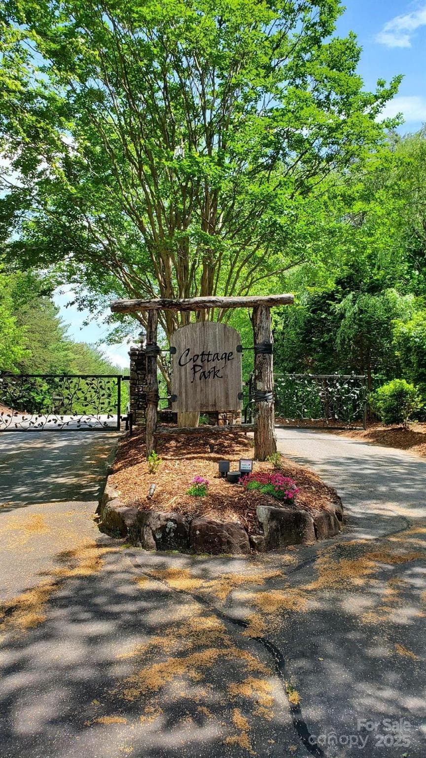 2128 Cottage Park Road