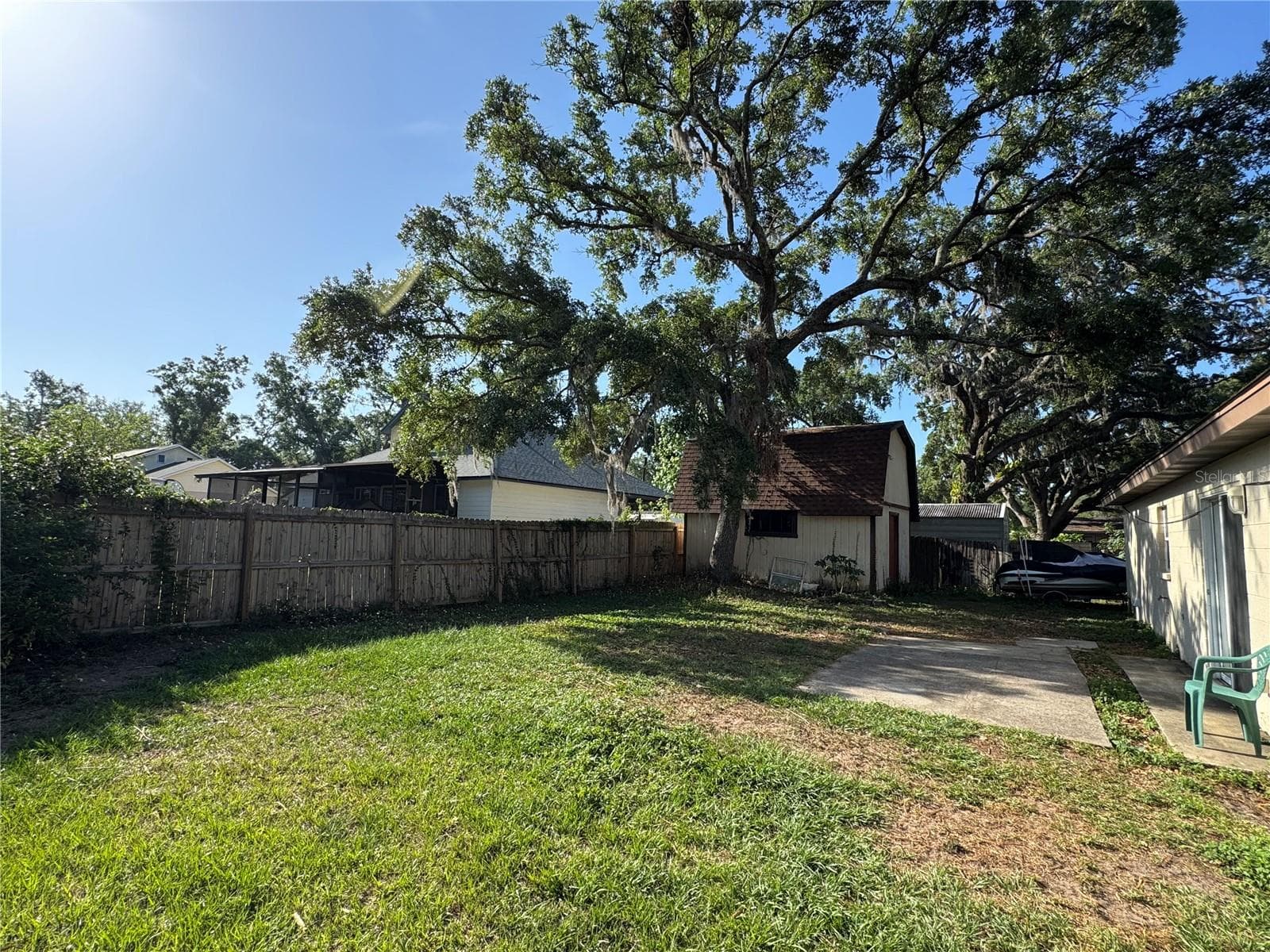Single Family Residence at 1703 N TAYLOR RD, BRANDON, photo 8 of 32