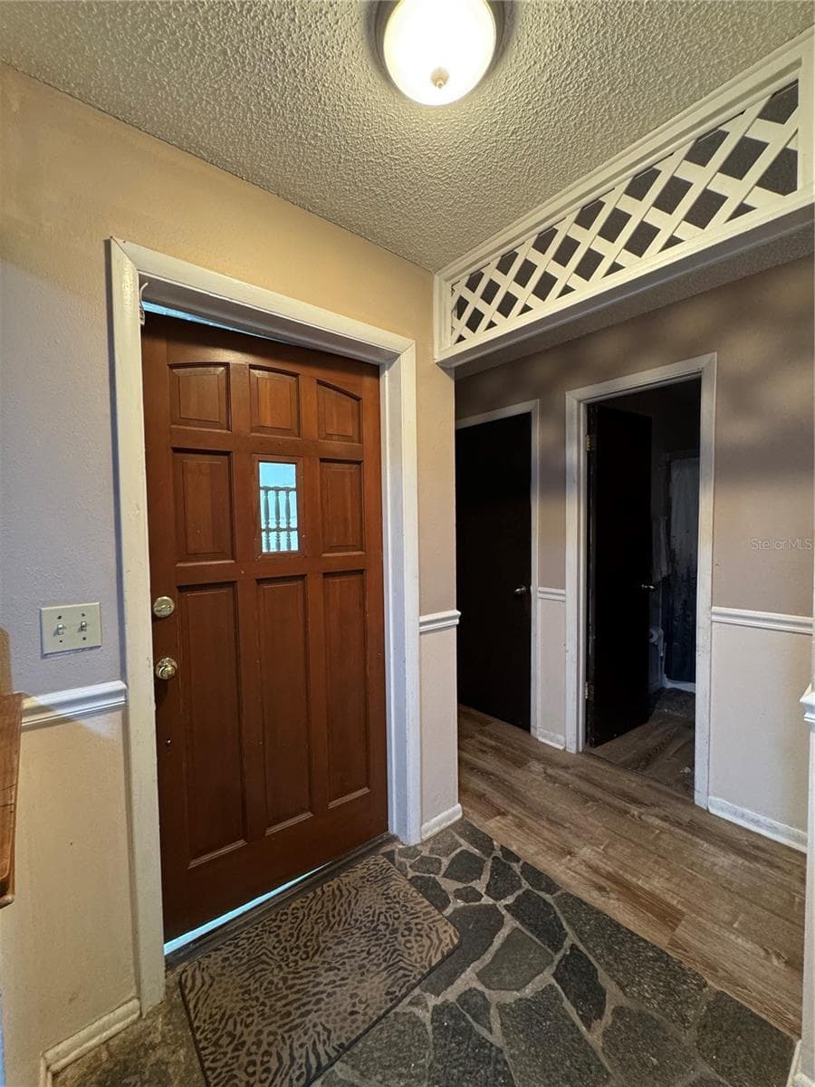 Single Family Residence at 1703 N TAYLOR RD, BRANDON, photo 11 of 32