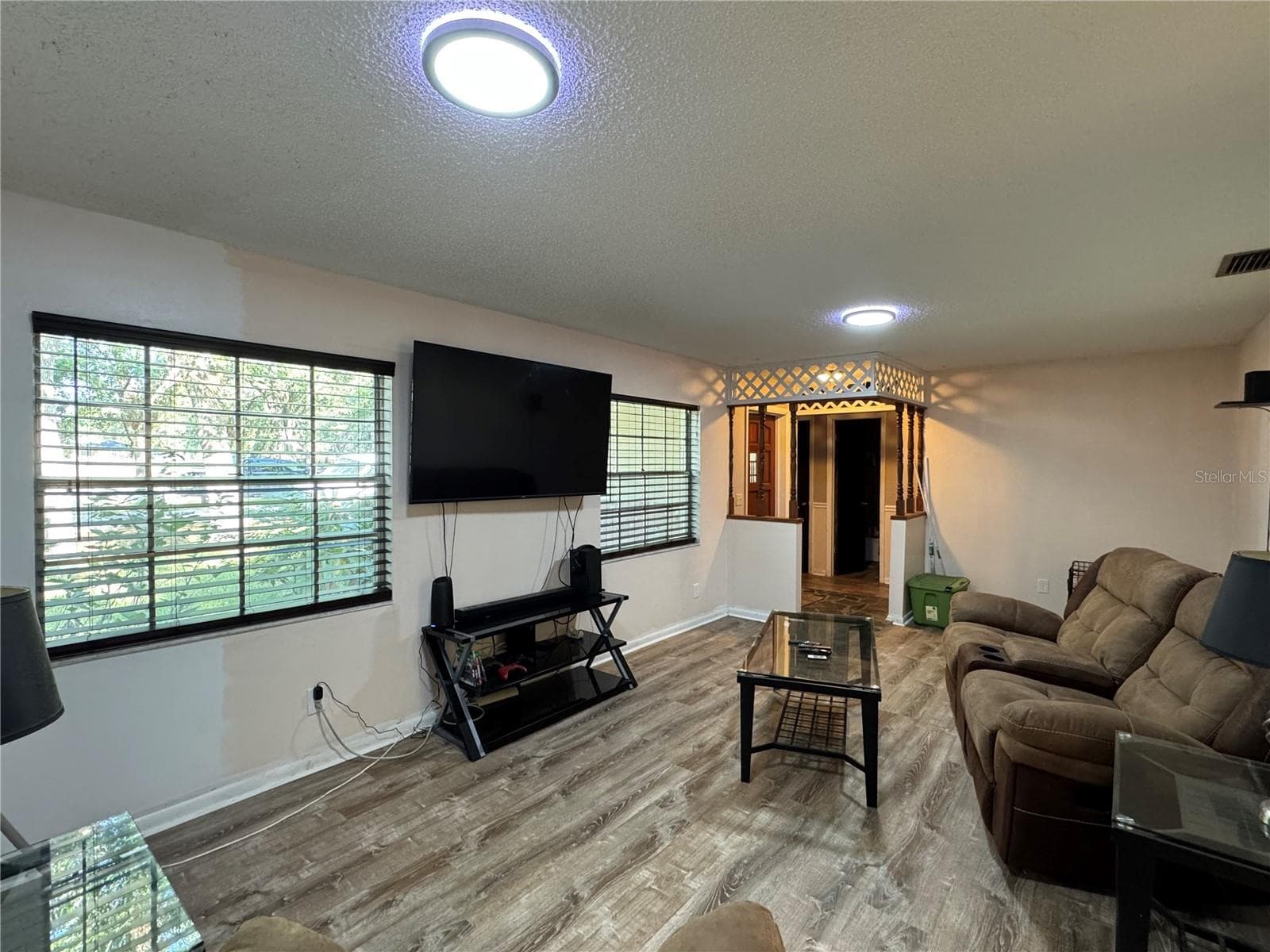 Single Family Residence at 1703 N TAYLOR RD, BRANDON, photo 15 of 32