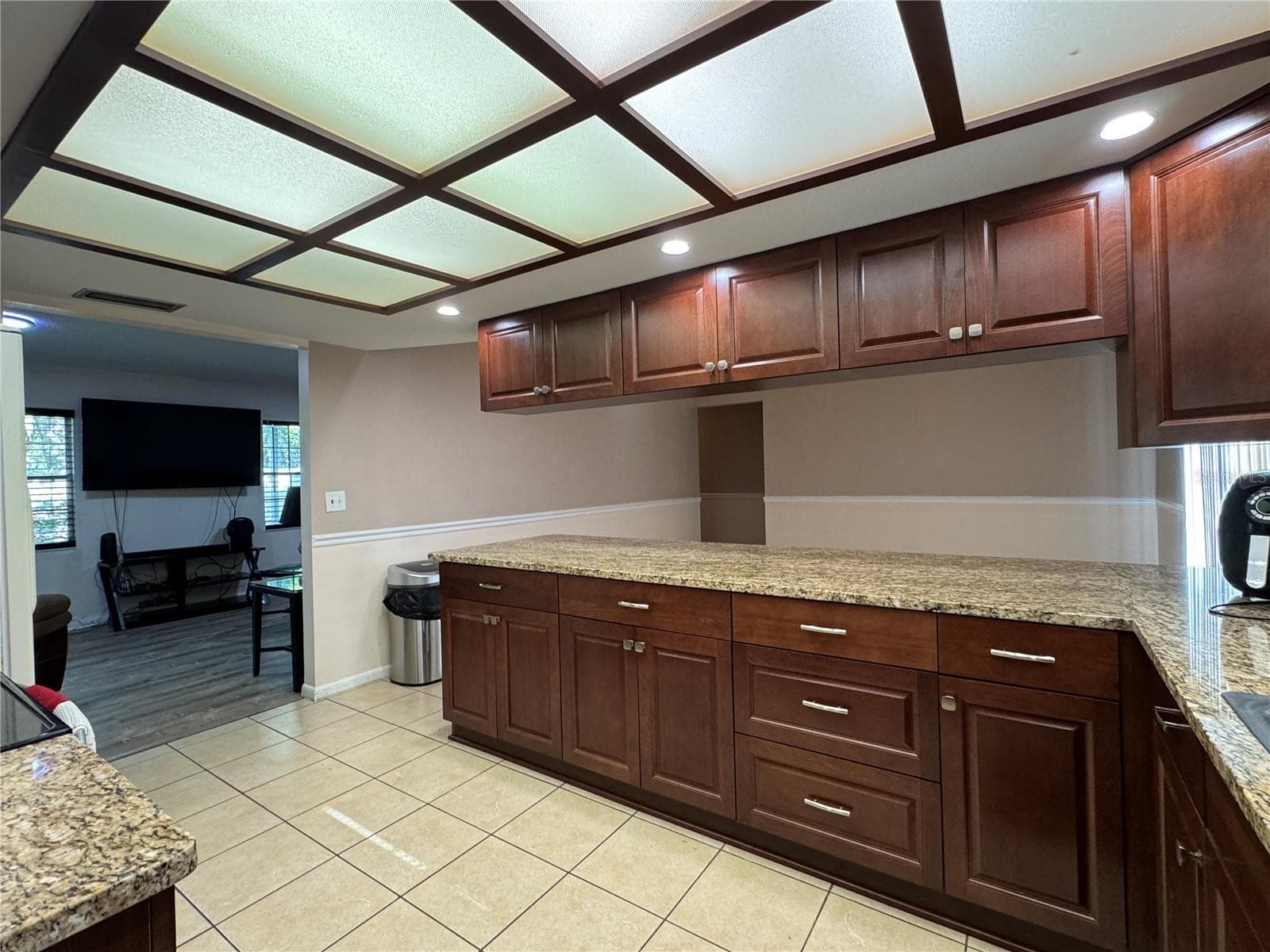 Single Family Residence at 1703 N TAYLOR RD, BRANDON, photo 20 of 32