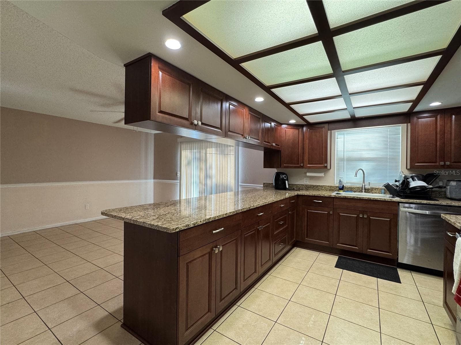Single Family Residence at 1703 N TAYLOR RD, BRANDON, photo 21 of 32