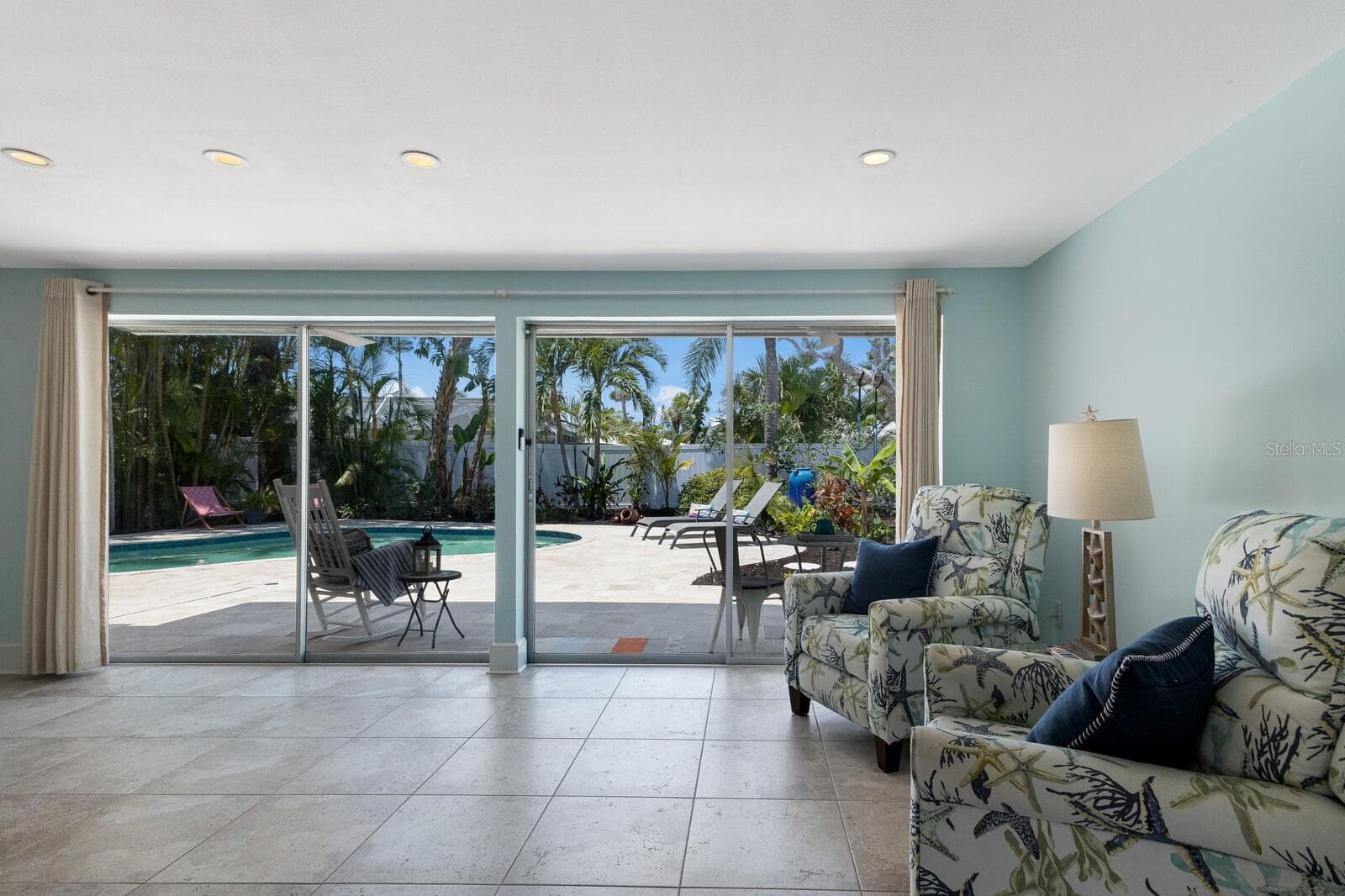 Single Family Residence at 506 69TH ST, HOLMES BEACH, photo 13 of 37