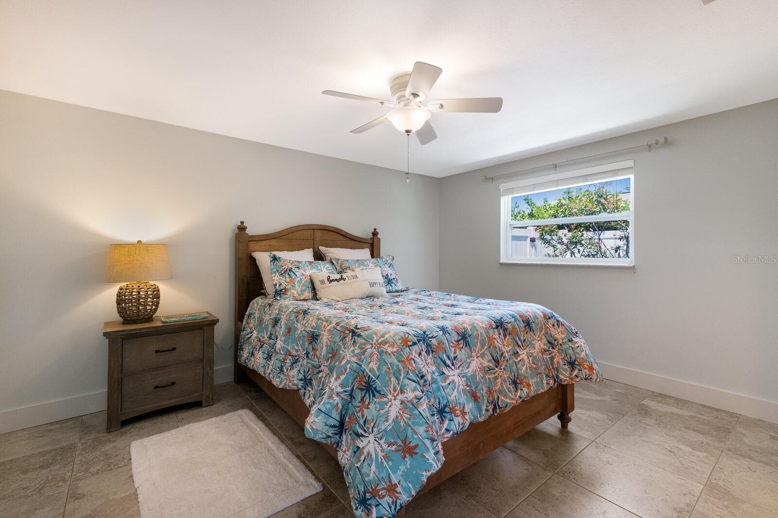 Single Family Residence at 506 69TH ST, HOLMES BEACH, photo 15 of 37