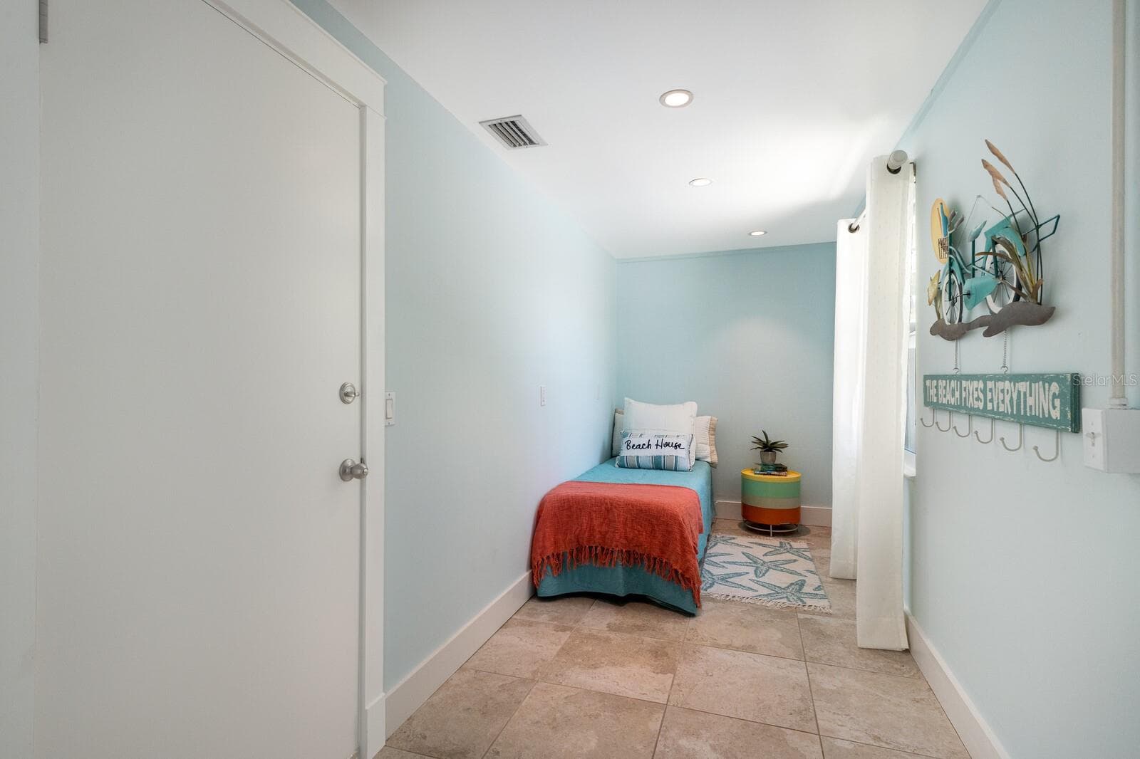 Single Family Residence at 506 69TH ST, HOLMES BEACH, photo 21 of 37