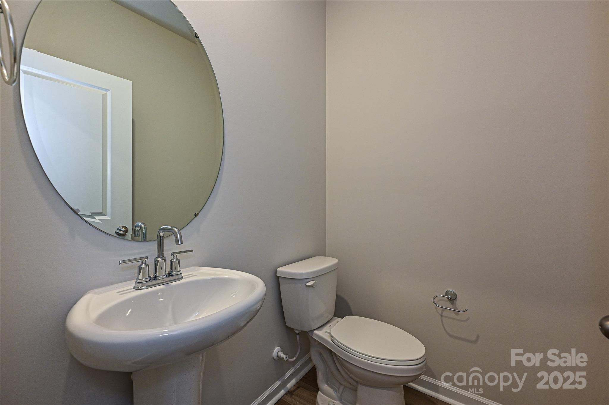 Photo is not of the actual home, but is an inspirational photo of builder’s model home and may depict options, furnishings, and/or decorator features that are not included - Newton