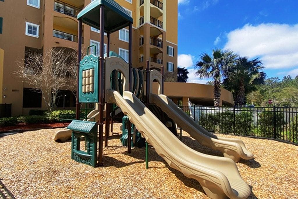 Condo - Hotel at 8112 POINCIANA BLVD #1502, ORLANDO, photo 40 of 52