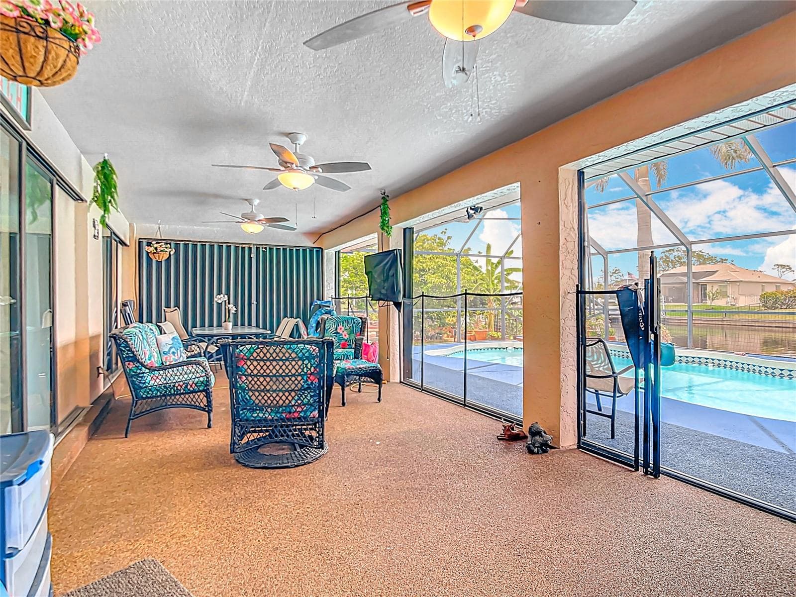 Single Family Residence at 18790 COUNTRYMAN AVE, PORT CHARLOTTE, photo 47 of 71