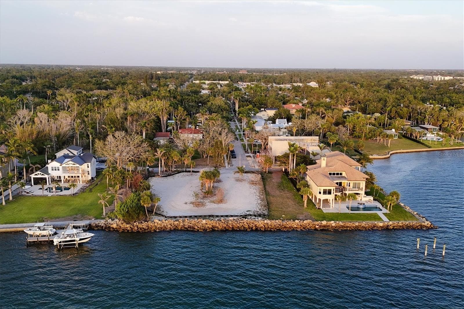 603 INDIAN BEACH LN