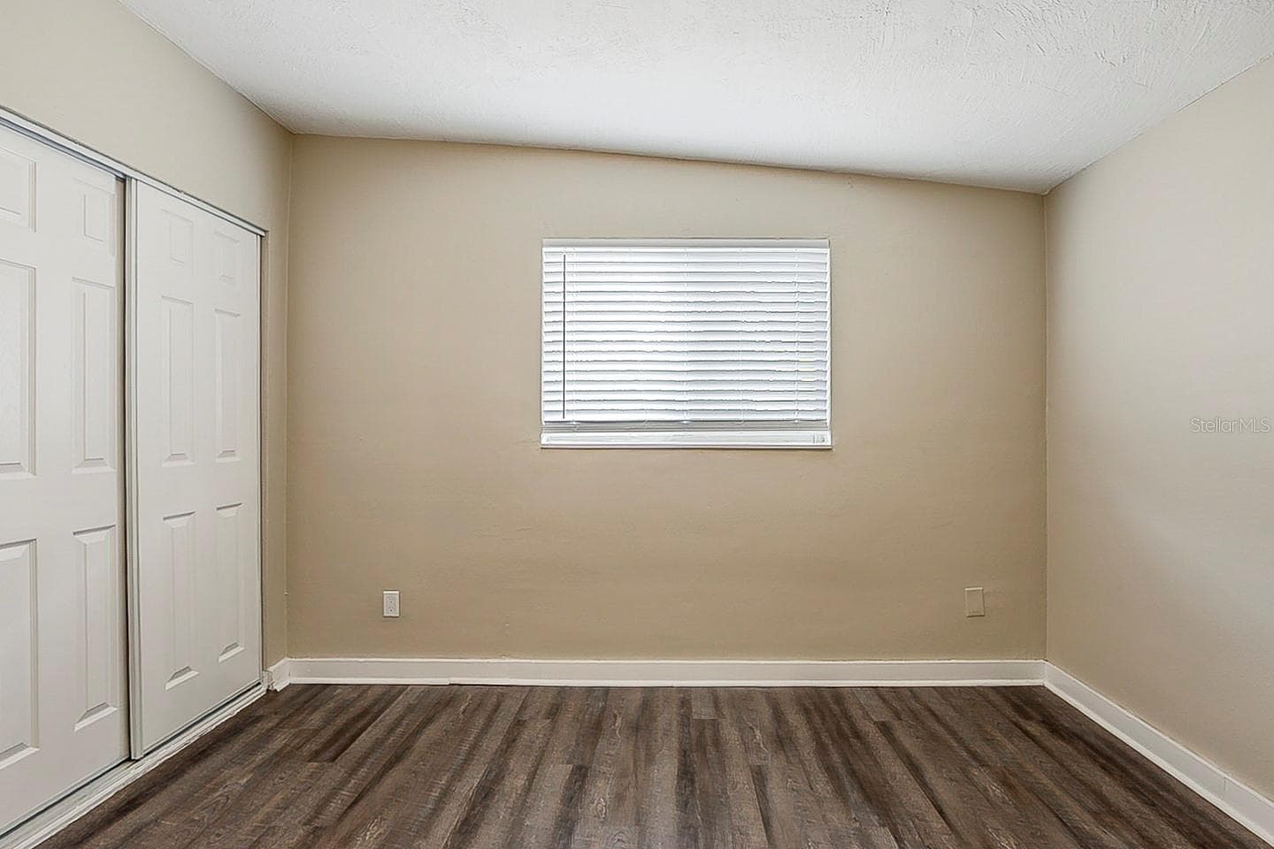 Single Family Residence at 4010 EMERSON AVE S, ST PETERSBURG, photo 16 of 23