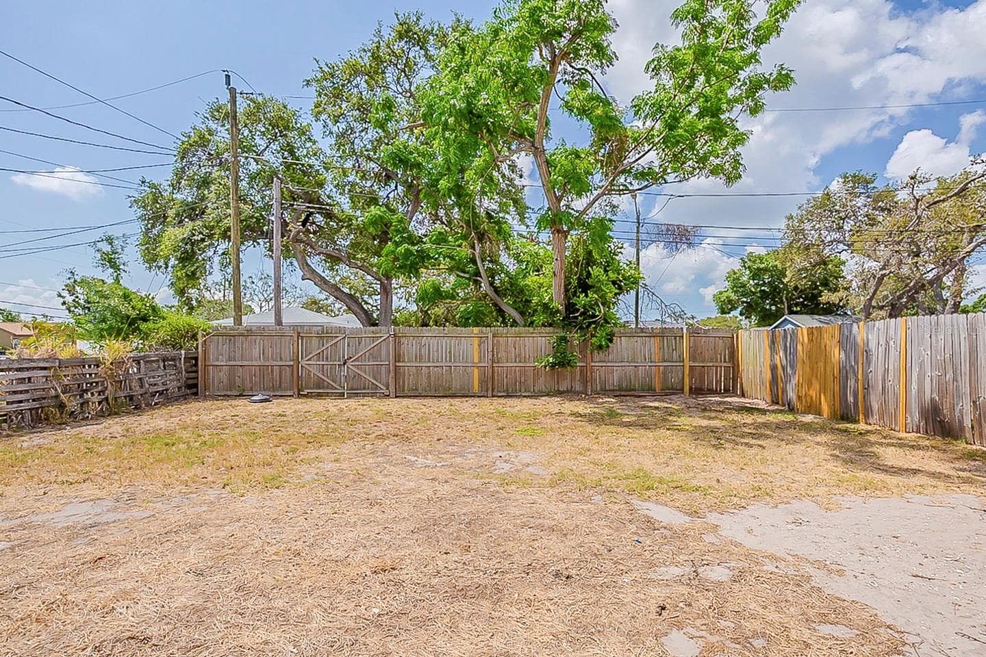 Single Family Residence at 4010 EMERSON AVE S, ST PETERSBURG, photo 21 of 23
