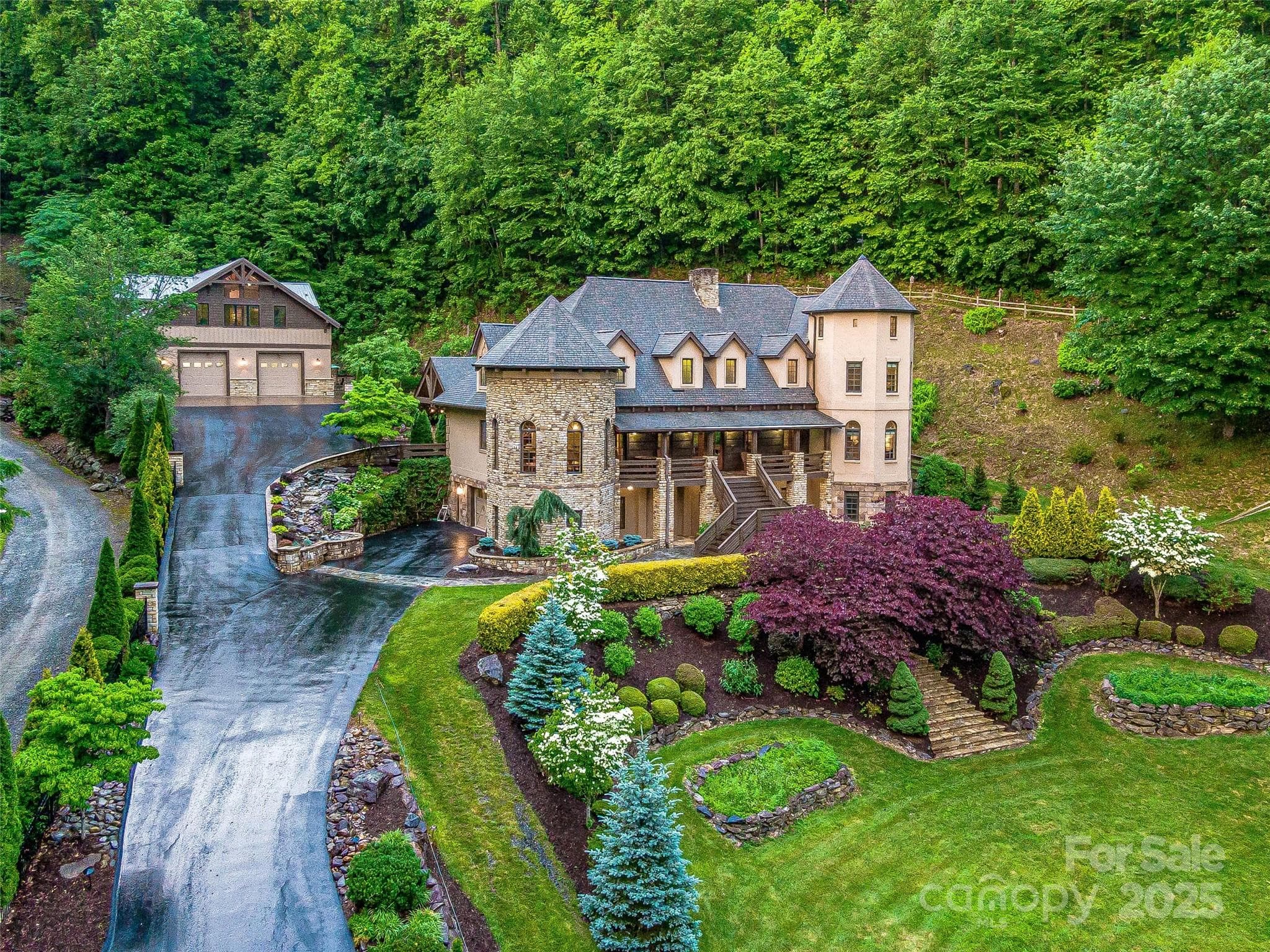 Corporate retreat? Luxury vacation rental? - 202 Emerald Lane, Maggie Valley