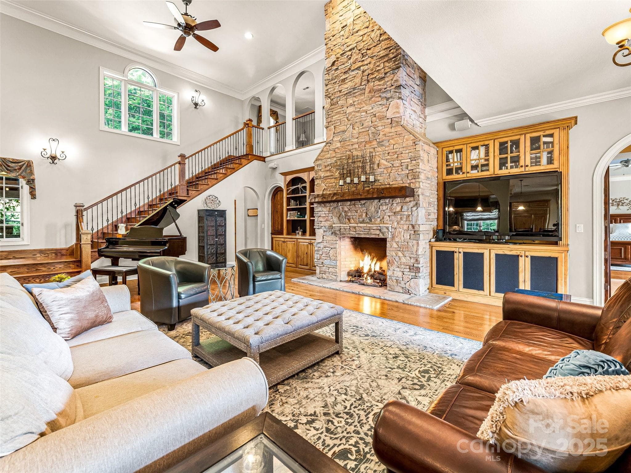 Grand, yet cozy. - 202 Emerald Lane, Maggie Valley