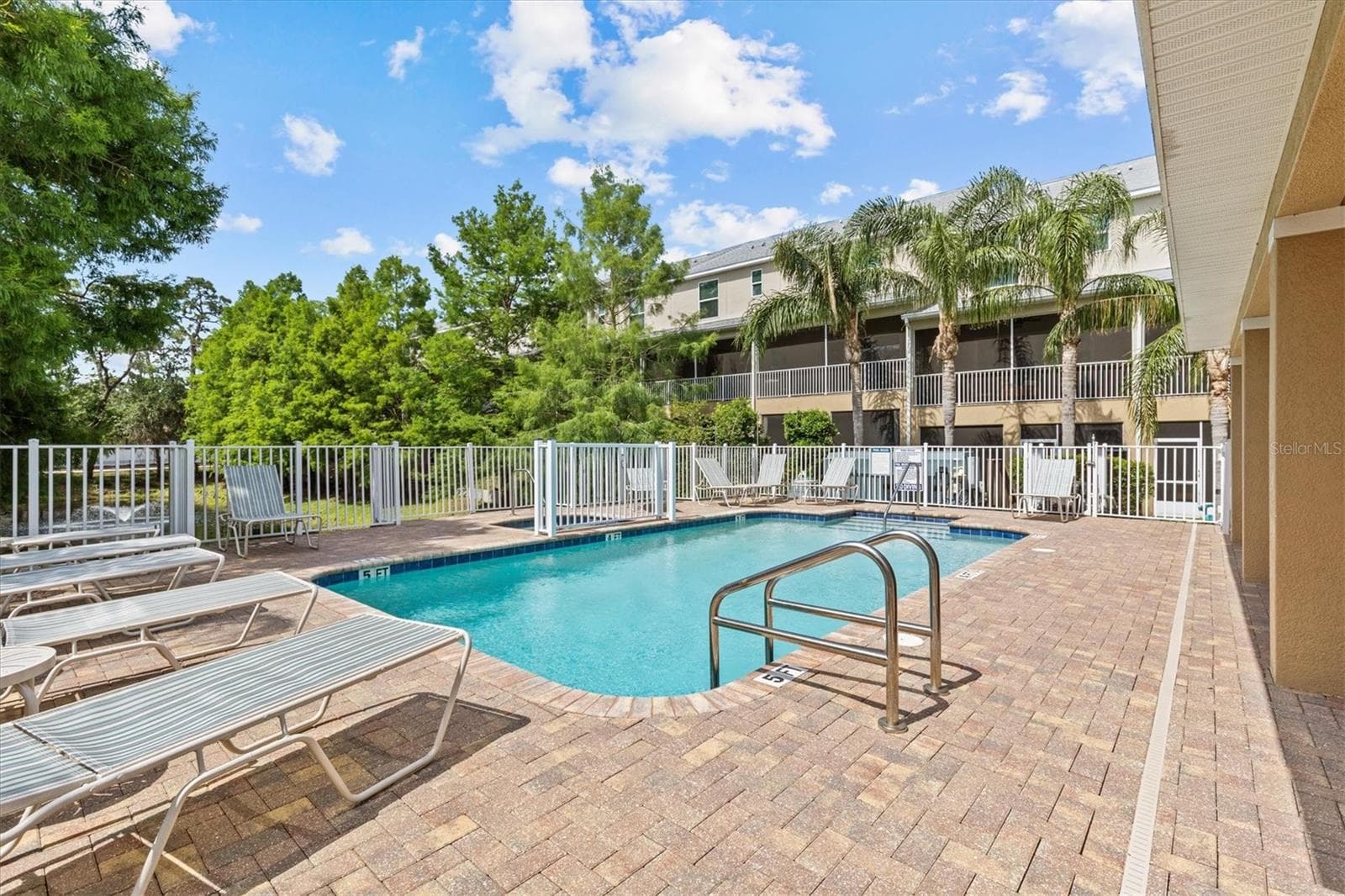 Townhouse at 800 CALLISTA CAY LOOP, TARPON SPRINGS, photo 34 of 36
