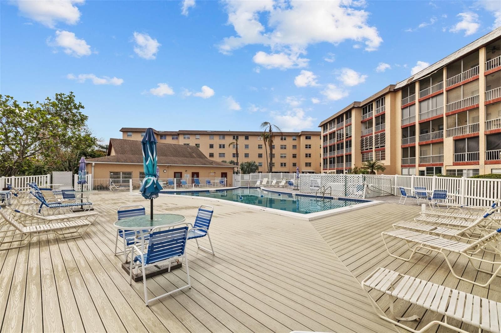 Condominium at 4126 HERON WAY #B113, BRADENTON, photo 33 of 45