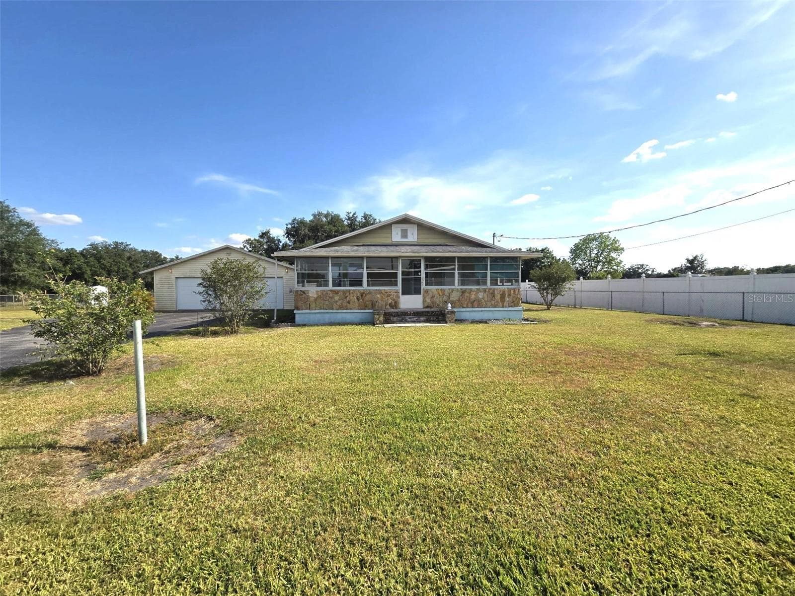 Single Family Residence at 3101 MEDULLA RD, PLANT CITY, photo 19 of 85