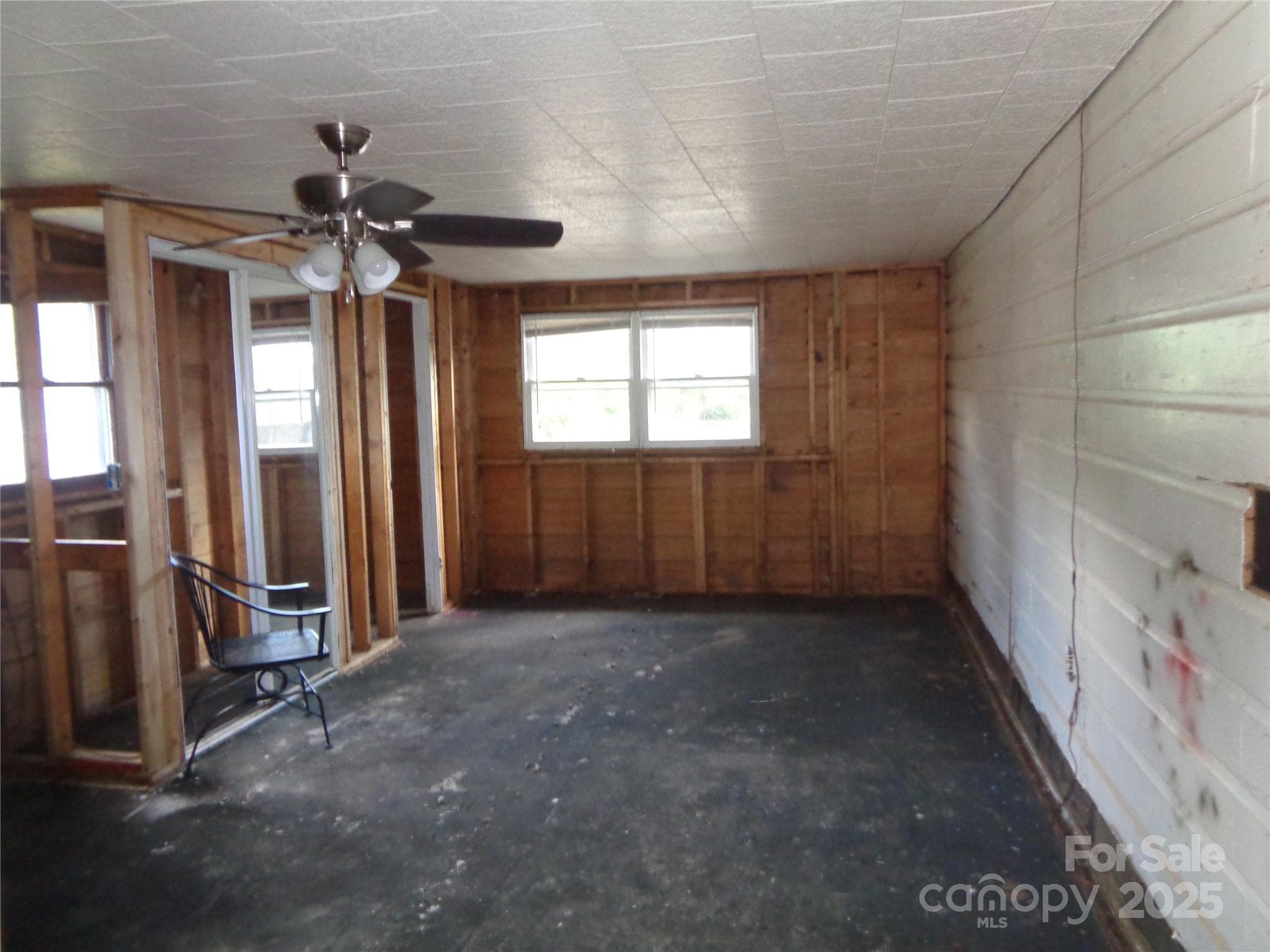 Single Family Residence at Waynesville, photo 6 of 14