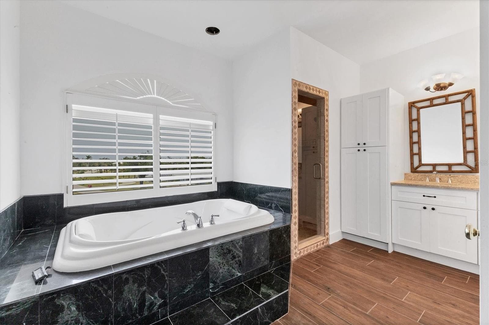 Single Family Residence at 342 GREEN DOLPHIN DR, PLACIDA, photo 27 of 51