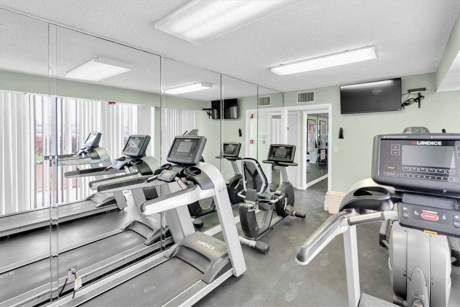 Cardip Room - Fitness Center - 1 KEY CAPRI #502E, TREASURE ISLAND