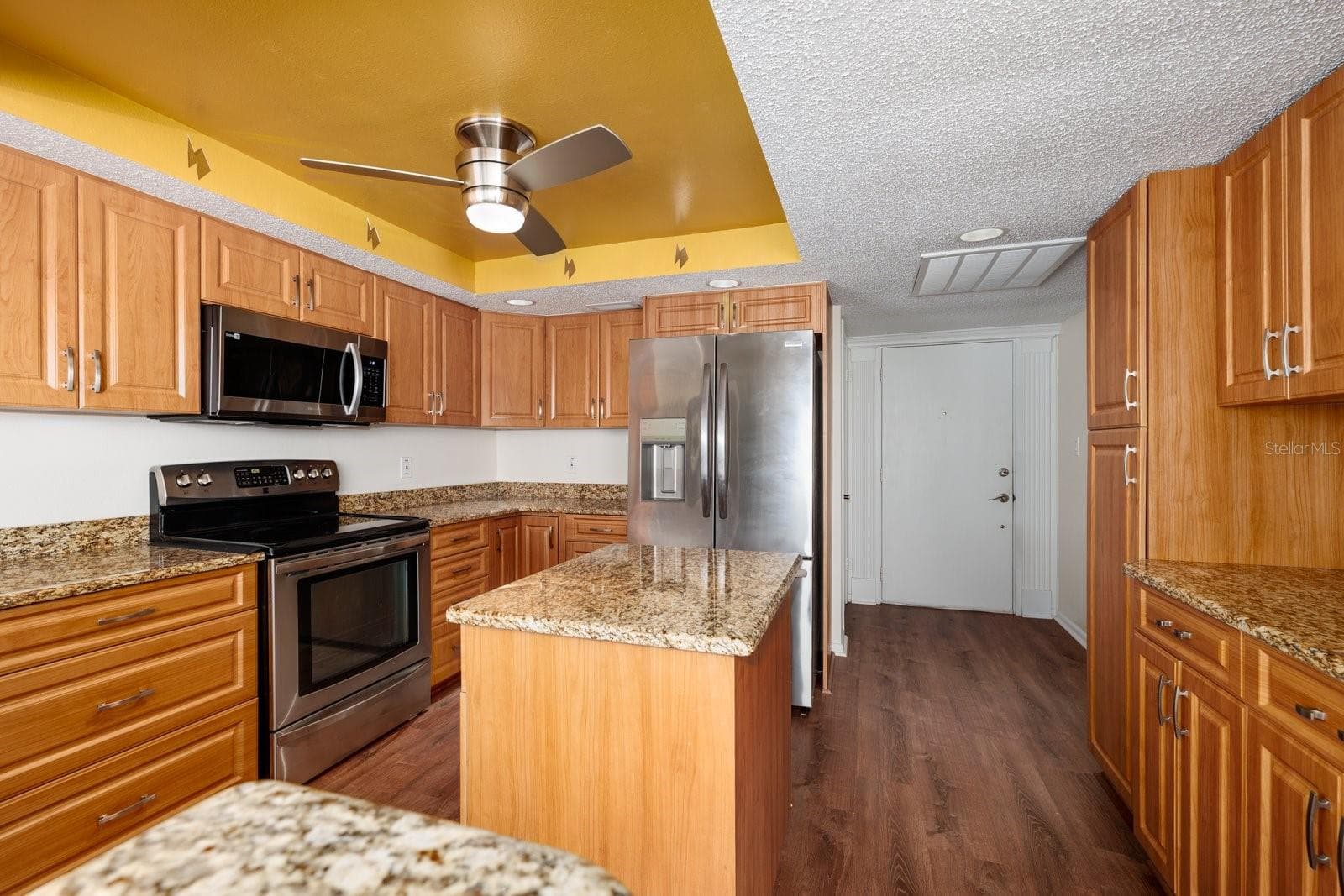 Condominium at 17408 GULF BLVD #203, REDINGTON SHORES, photo 8 of 49