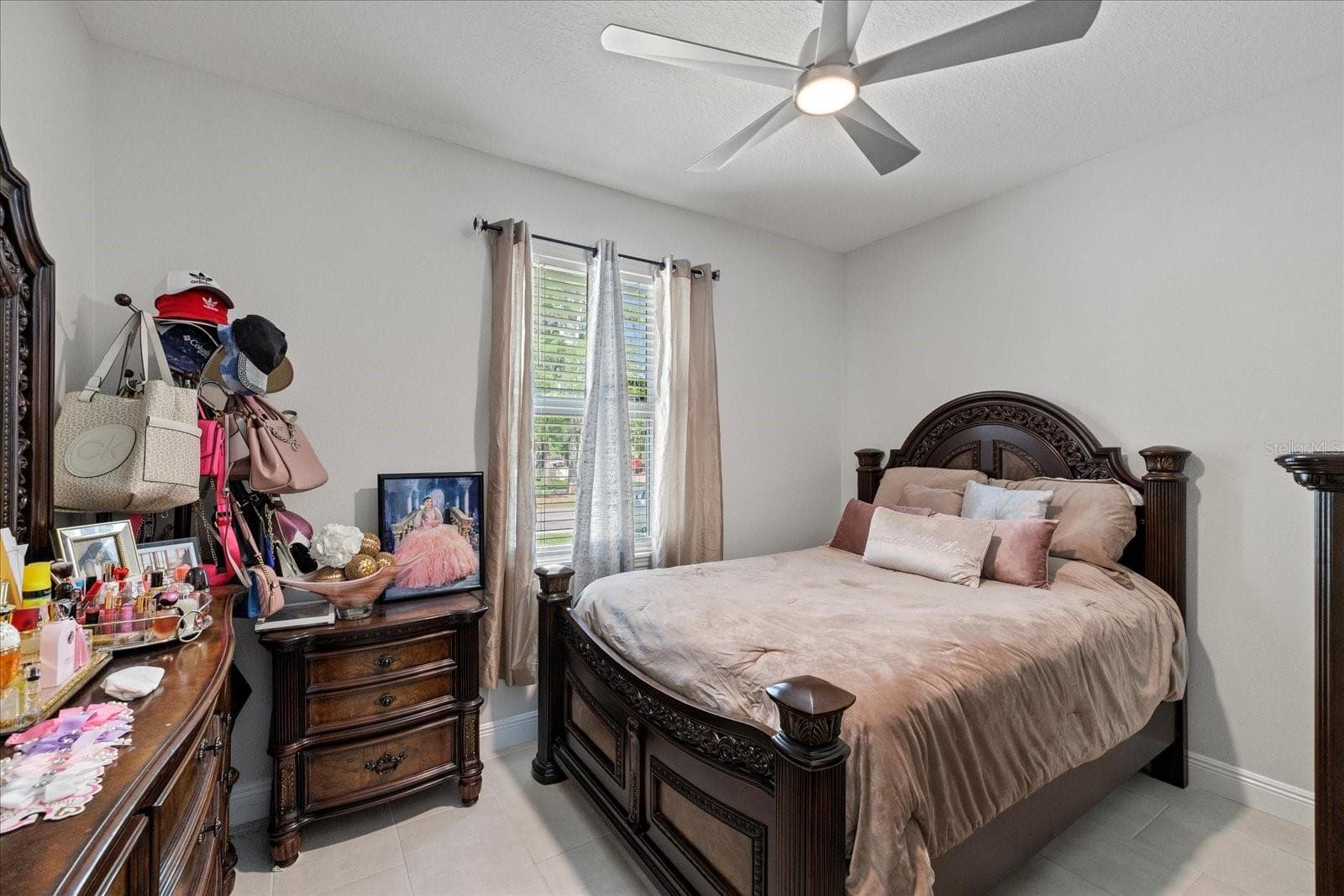 Single Family Residence at 19212 SUNLAKE BLVD, LUTZ, photo 9 of 31