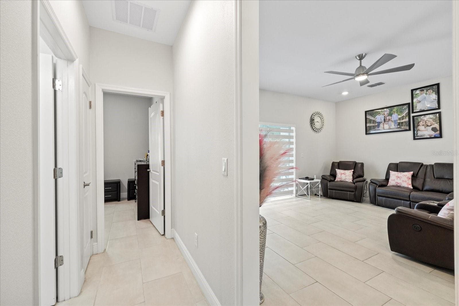 Single Family Residence at 19212 SUNLAKE BLVD, LUTZ, photo 18 of 31