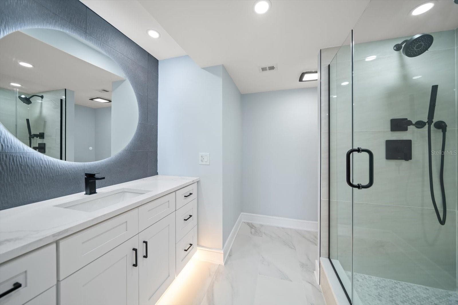 Condominium at 1400 GULF BLVD #804, CLEARWATER BEACH, photo 15 of 43