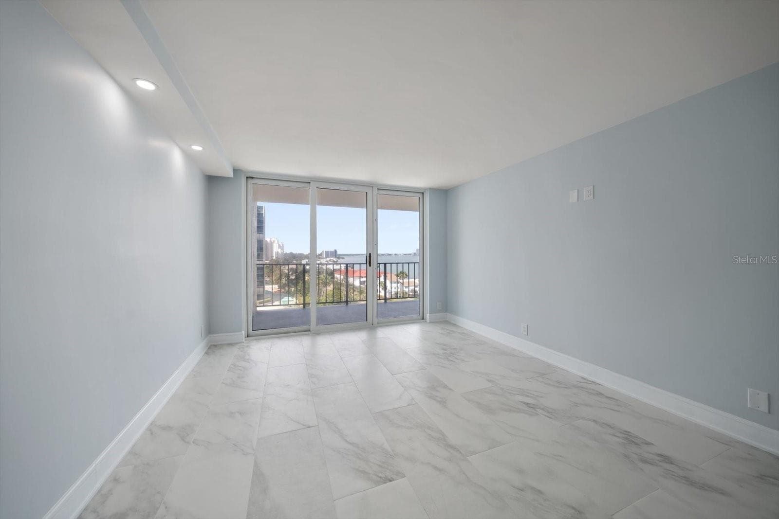 Condominium at 1400 GULF BLVD #804, CLEARWATER BEACH, photo 21 of 43