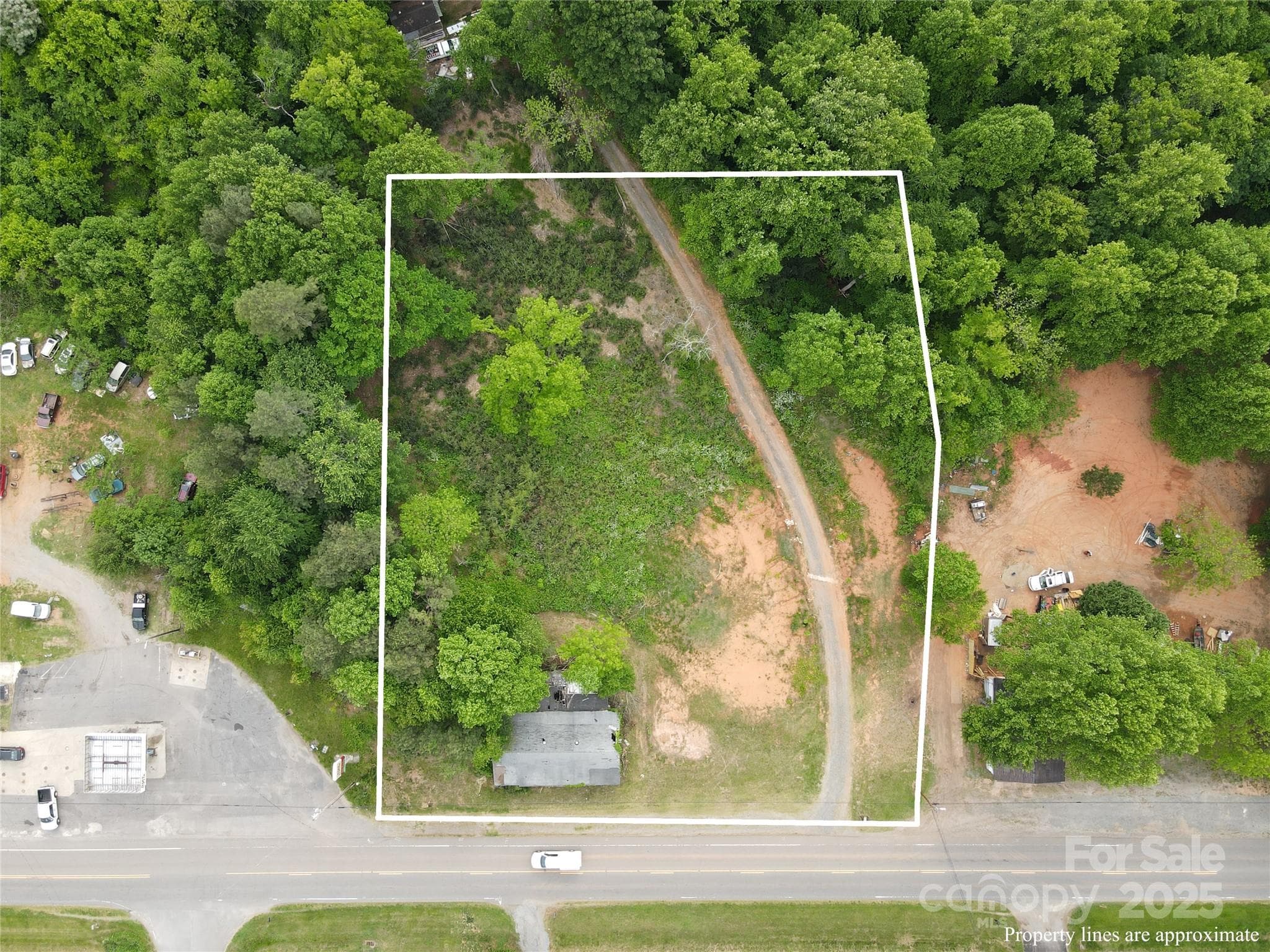3023 & 3027 Wilkesboro Highway