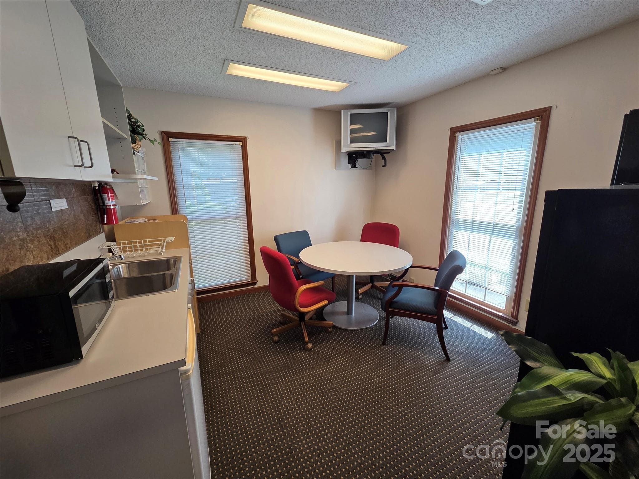 Break Room/Kitchen - Charlotte