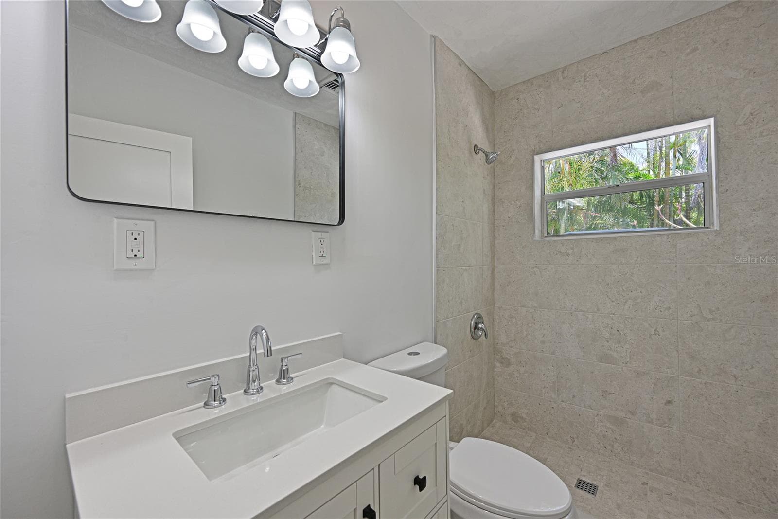Primary bath - 5924 GULF OF MEXICO DR, LONGBOAT KEY