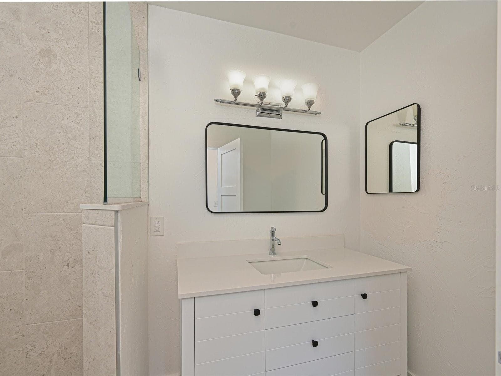 Second bath vanity - 5920 GULF OF MEXICO DR, LONGBOAT KEY