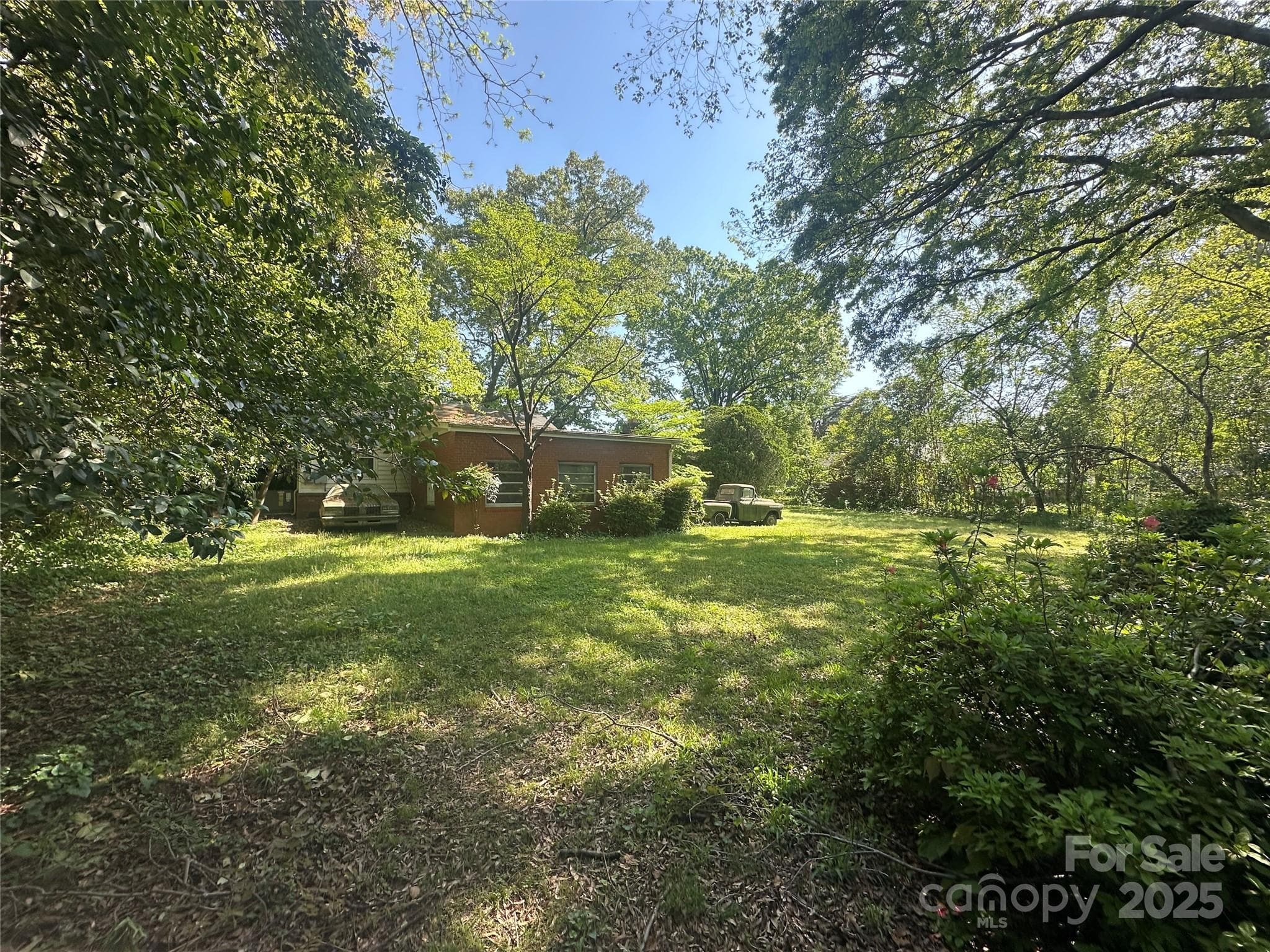 Lot at 4301 The Plaza, Charlotte, photo 2 of 4
