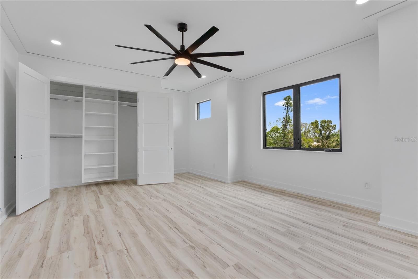 Single Family Residence at 2121 BAYOU GRANDE BLVD NE, ST PETERSBURG, photo 52 of 110